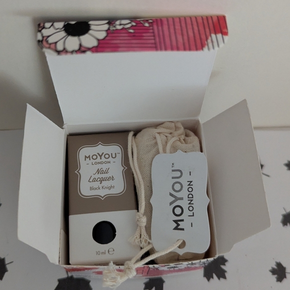 Moyou Mini Stamping Nail Art Kit - Fashionista - Picture 4 of 4